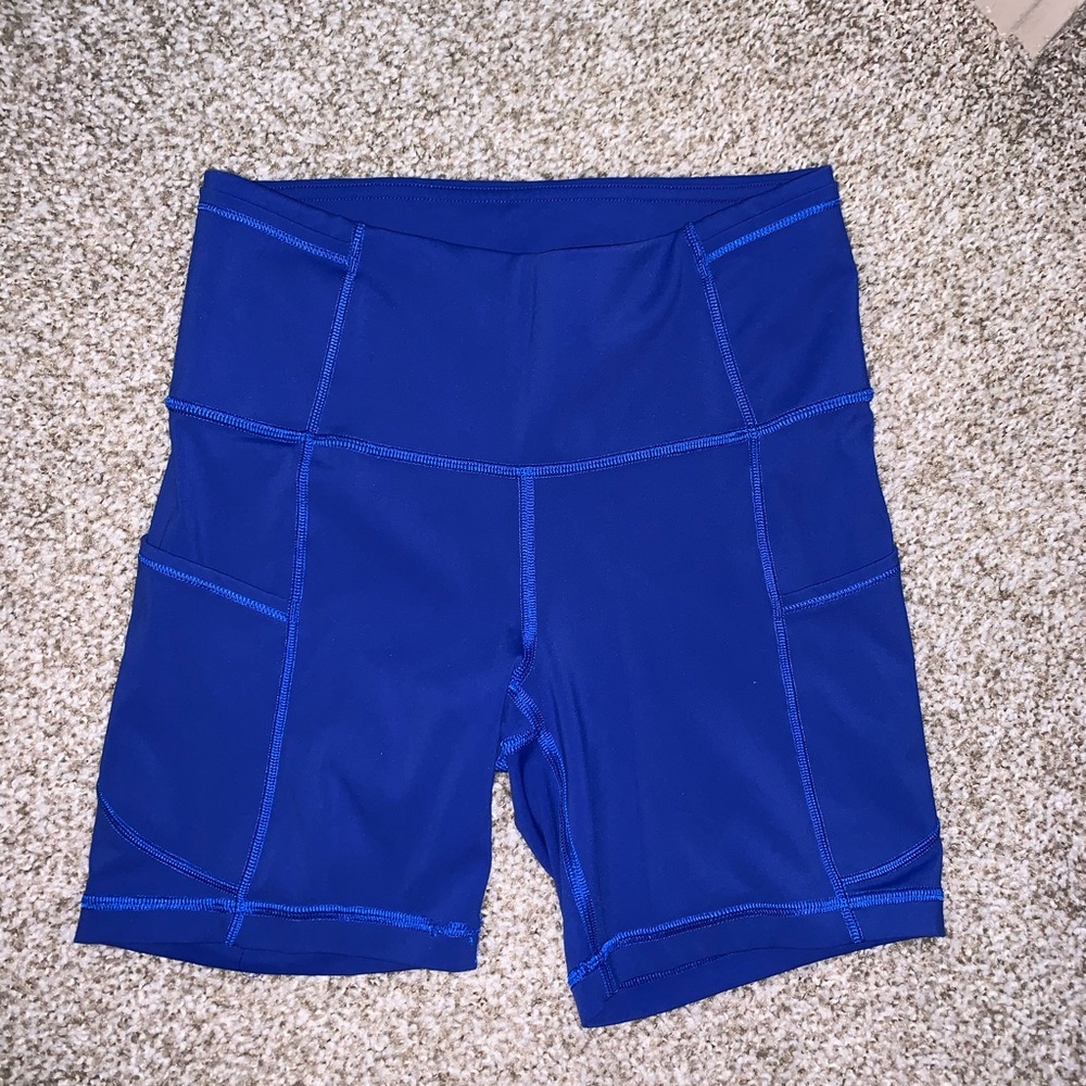 SOLD  Lululemon Fast & Free Shorts 6” Size 4